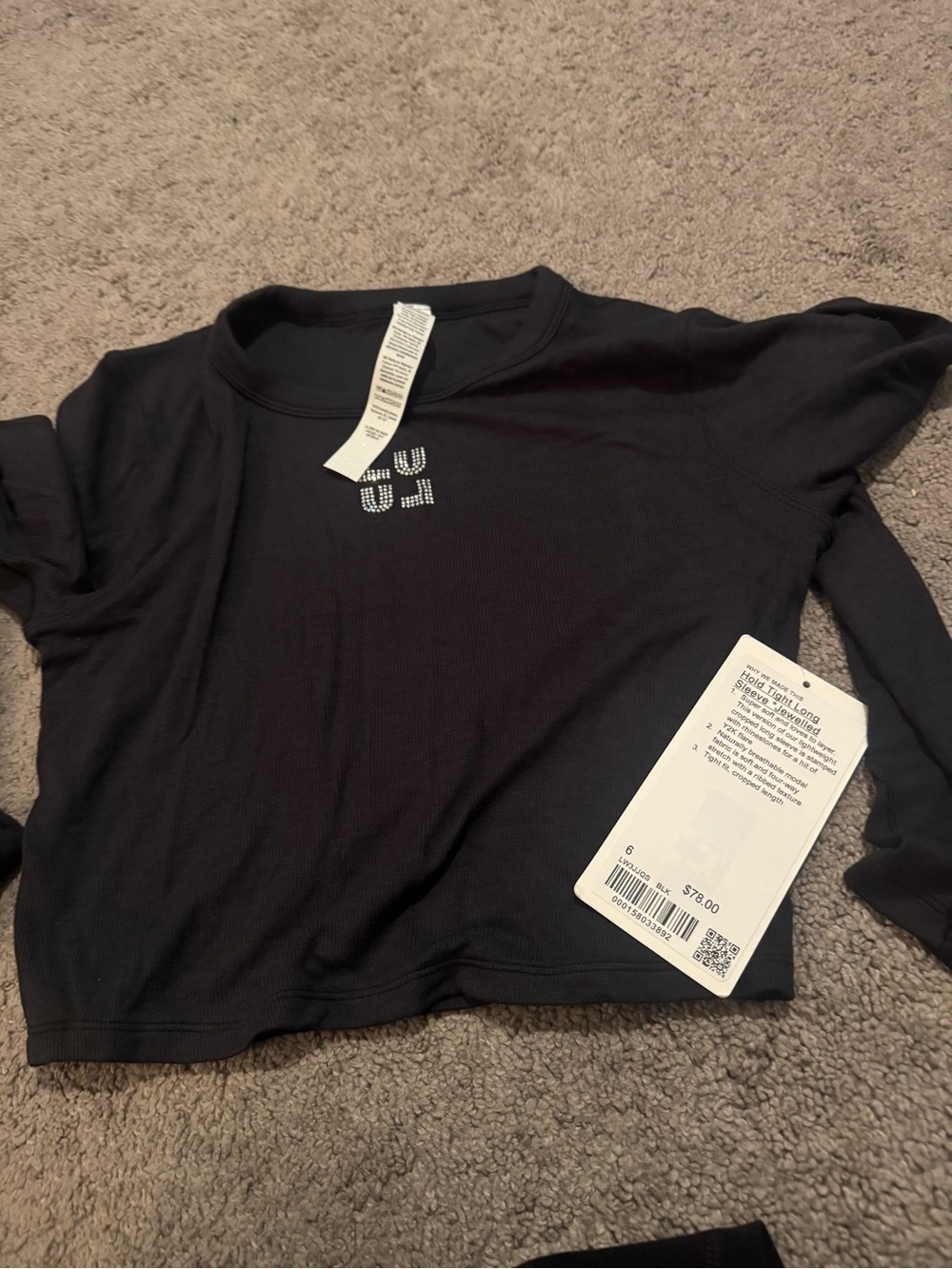 lululemon athletica Black Long Sleeve Cropped Top